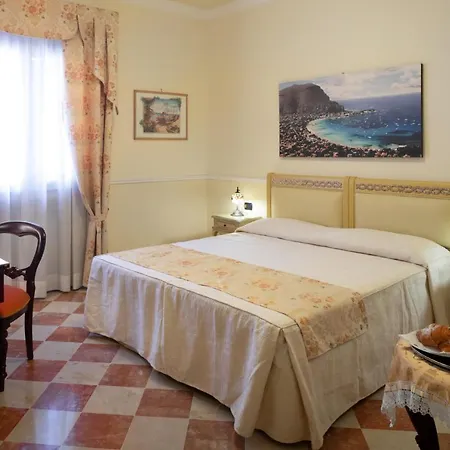 Hotel Trinacria 3*